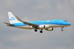 PH-EXH @ EHAM - KLM Cityhopper arriving - by FerryPNL