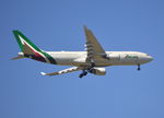 EI-DIP @ EGLL - Airbus A330-202 on finals to 9R London Heathrow. - by moxy