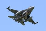 J-136 @ LFRJ - Fokker F-16AM Fighting Falcon, Short approach rwy 08, Landivisiau Naval Air Base (LFRJ) Tiger Meet 2017 - by Yves-Q