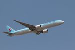 HL7782 @ KORD - Boeing 777-3B5/ER - by Mark Pasqualino