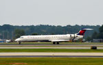 N915XJ @ KATL - Landing Atlanta - by Ronald Barker