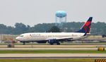 N3768 @ KATL - Landing Atlanta - by Ronald Barker