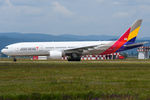 HL7700 @ BTS - Asiana Airlines - by Chris Jilli