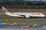 A7-ALC @ VIE - Qatar Airways - by Chris Jilli