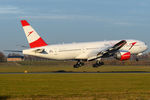 OE-LPD @ VIE - Austrian Airlines - by Chris Jilli