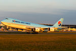 HL7609 @ VIE - Korean Air Cargo - by Chris Jilli