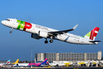 CS-TJJ @ VIE - TAP Air Portugal - by Chris Jilli
