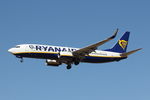 EI-EFN @ LMML - B737-800 EI-EFN Ryanair - by Raymond Zammit