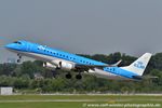 PH-EZS @ EDDL - Embraer ERJ-190STD 190-100 - WA KLC KLM Cityhopper - 19000380 - PH-EZS - 09.05.2018 - DUS - by Ralf Winter