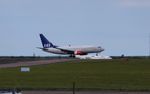 LN-TUM @ EGSH - Landing at Norwich - by AirbusA320