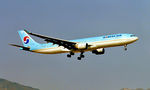 HL7550 @ VHHX - HL7550   A330-322 [162] (Korean Air) Hong Kong Kai-Tak~B 01/11/1997 - by Ray Barber