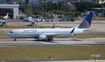 N33284 @ KTPA - United 737-824 - by Florida Metal