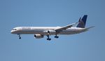N75854 @ KLAX - United 757-324 - by Florida Metal