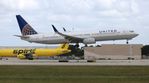 N77431 @ KFLL - United 737-924 - by Florida Metal