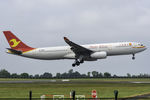 B-302D @ EIDW - Short final r/w 10 - by Robert Kearney