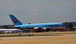 HL7614 @ KATL - Landing Atlanta - by Ronald Barker