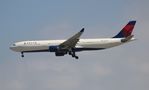 N817NW @ KLAX - LAX spotting 2018 - by Florida Metal