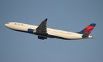 N821NW @ KDTW - DTW spotting 2014 - by Florida Metal