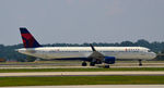 N301DN @ KATL - Taxi Atlanta - by Ronald Barker