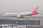 HL8254 @ LOWW - Asiana Boeing 777 - by Andreas Ranner
