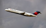 N985AT @ KATL - Takeoff Atlanta - by Ronald Barker