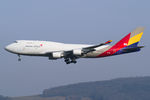 HL7415 @ LOWW - Asiana Airlines Boeing 747-400(BDSF) - by Thomas Ramgraber
