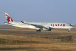 A7-AMH @ LOWW - Qatar Airways Airbus A350-941 - by Thomas Ramgraber