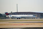 N907DE @ KATL - Landing Atlanta - by Ronald Barker