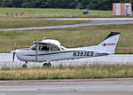 N393ES @ KPDK - Cessna Skyhawk of Lanier Flight Center (Lanier Equipment Leasing LLC) arriving from Fulton County (KFTY) - by Strabanzer