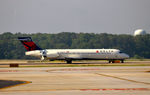 N932AT @ KATL - Landing Atlanta - by Ronald Barker