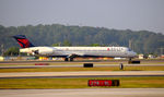 N942DL @ KATL - Landing Atlanta - by Ronald Barker