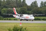 F-HOPA @ LFRB - ATR 72-600, Lining up rwy 25L, Brest-Bretagne airport (LFRB-BES) - by Yves-Q