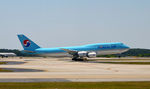 HL7631 @ KATL - Takeoff Atlanta - by Ronald Barker