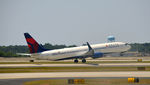 N848DN @ KATL - Airborne Atlanta - by Ronald Barker