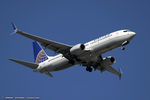N73256 @ KEWR - Boeing 737-824 - United Airlines  C/N 30611, N73256 - by Dariusz Jezewski www.FotoDj.com