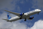 N13013 @ KEWR - Boeing 787-10 Dreamliner - United Airlines  C/N 40931, N13013 - by Dariusz Jezewski www.FotoDj.com