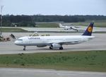 D-AISW @ EDDT - Airbus A321-231 of Lufthansa at Berlin/Tegel airport