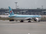 HL7782 @ RKSI - At Incheon - by Micha Lueck
