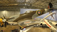 TE462 - National Museum of Flight, East Fortune, UK - by G.Crisp