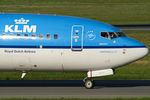 PH-BXN @ LOWW - KLM - Royal Dutch Airlines Boeing 737-800 - by Thomas Ramgraber