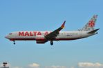 9H-VUA @ LPPT - Landing of Malta Air B738M - by FerryPNL