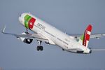 CS-TXA @ LPPT - TAP Air Portugal - by Jean Christophe Ravon - FRENCHSKY