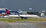 N927DZ @ KATL - Taxi Atlanta - by Ronald Barker