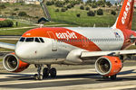 OE-LQR @ LPPT - Easyjet A319 taxing to the gates. - by João Pereira