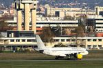 EC-LAA @ LFBO - Airbus A320-214, Taxiing, Toulouse-Blagnac airport (LFBO-TLS) - by Yves-Q