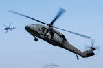86-24530 @ KOQU - Blackhawk on the drop in to the LZ - by Topgunphotography