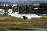 F-HBNG @ LFBO - Airbus A320-214, Lining up rwy 14L, Toulouse-Blagnac airport (LFBO-TLS) - by Yves-Q