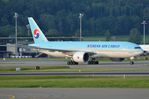 HL8251 @ LSZH - Korean Air B772F arriving in ZRH - by FerryPNL