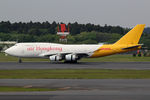 B-HUS @ RJAA - at nrt - by Ronald