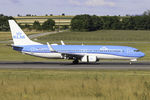 PH-BGA @ LOWW - KLM Boeing 737 - by Andreas Ranner